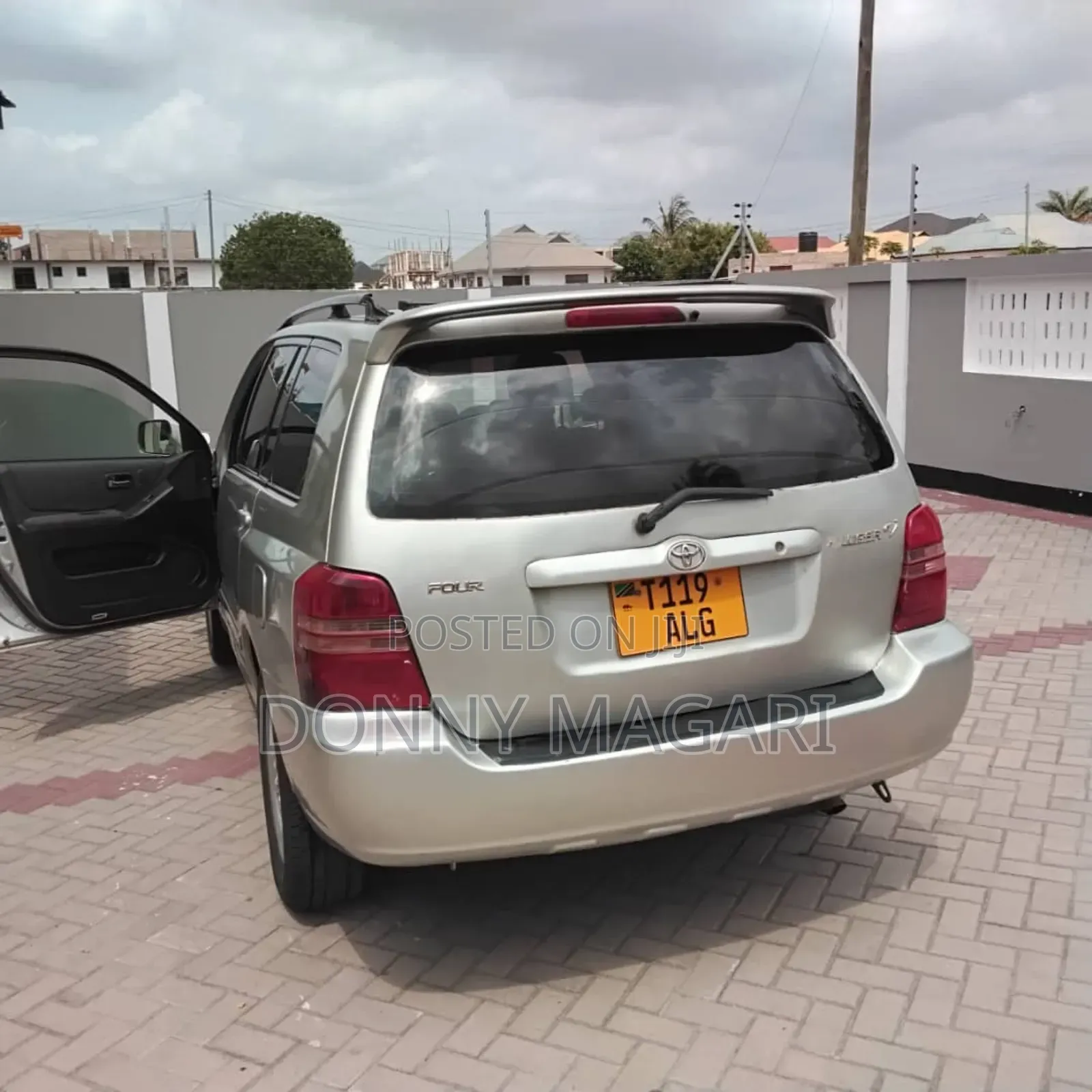 Toyota Kluger 2005 Silver