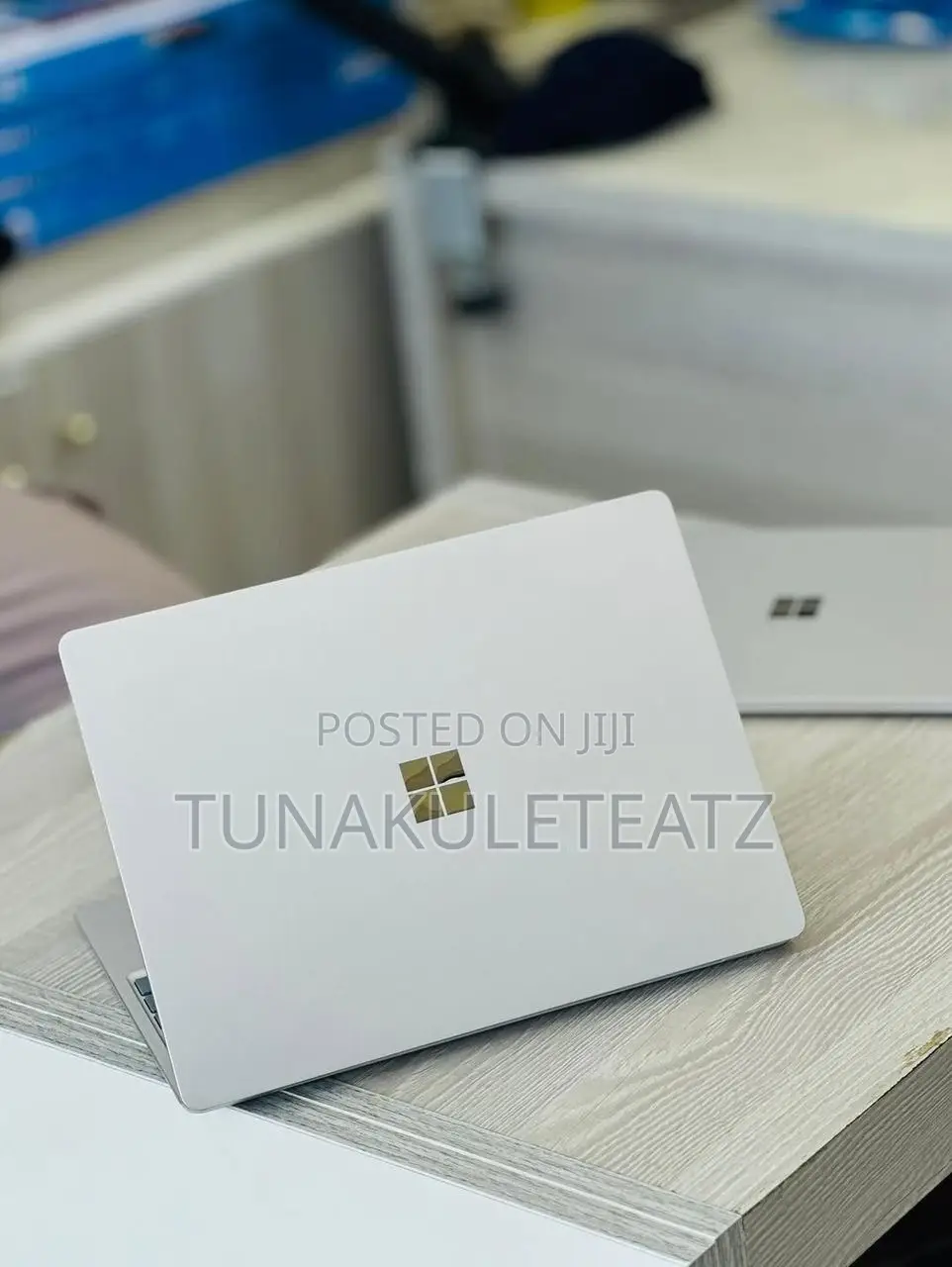 Laptop Microsoft Surface Go 16GB Intel Core i5 SSD 256GB