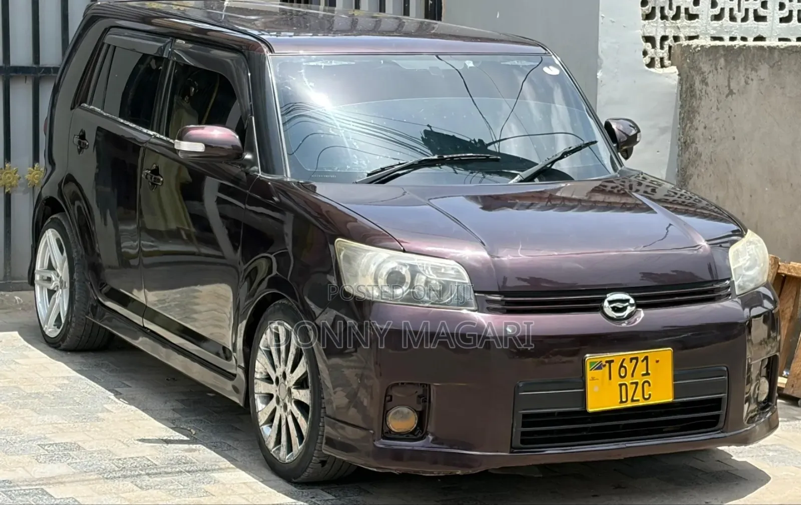 Toyota Corolla Rumion 2010 Black
