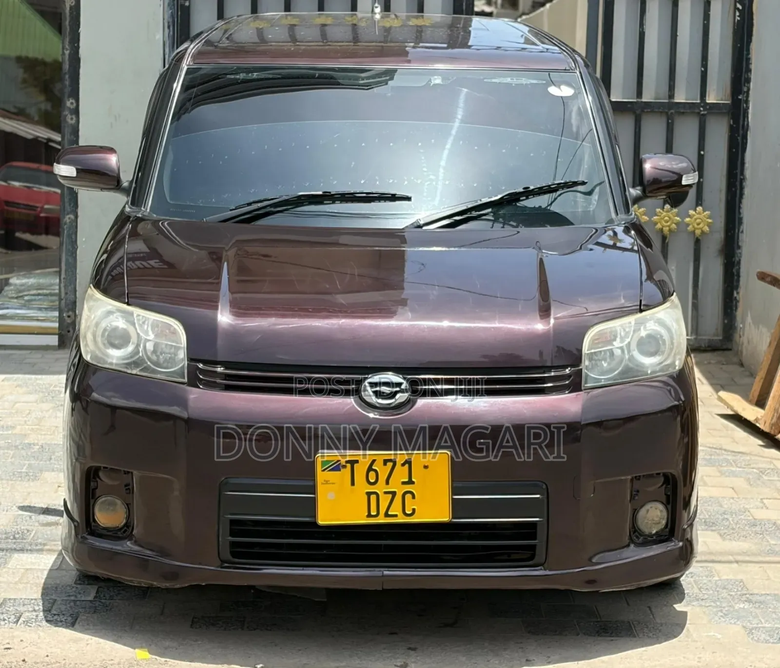 Toyota Corolla Rumion 2010 Black