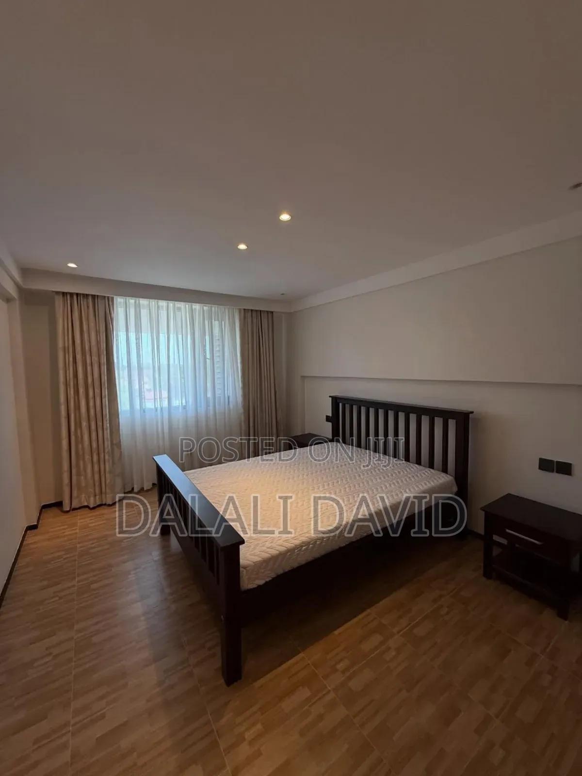 Furnished 3bdrm Duplex in Oysterbay for sale