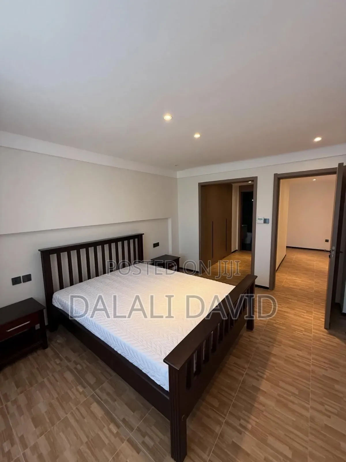 Furnished 3bdrm Duplex in Oysterbay for sale