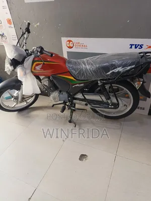New Honda CB 2023 Red