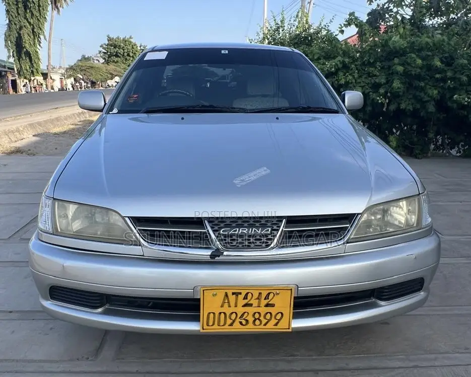 Toyota Carina 2001 Silver