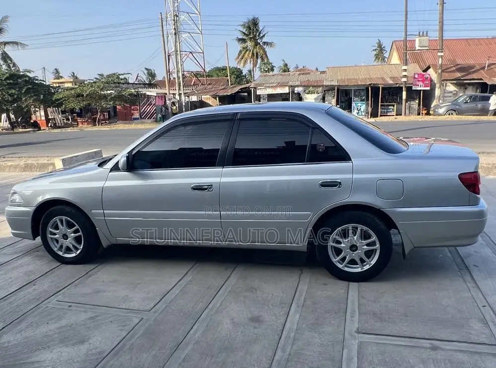 Toyota Carina 2001 Silver