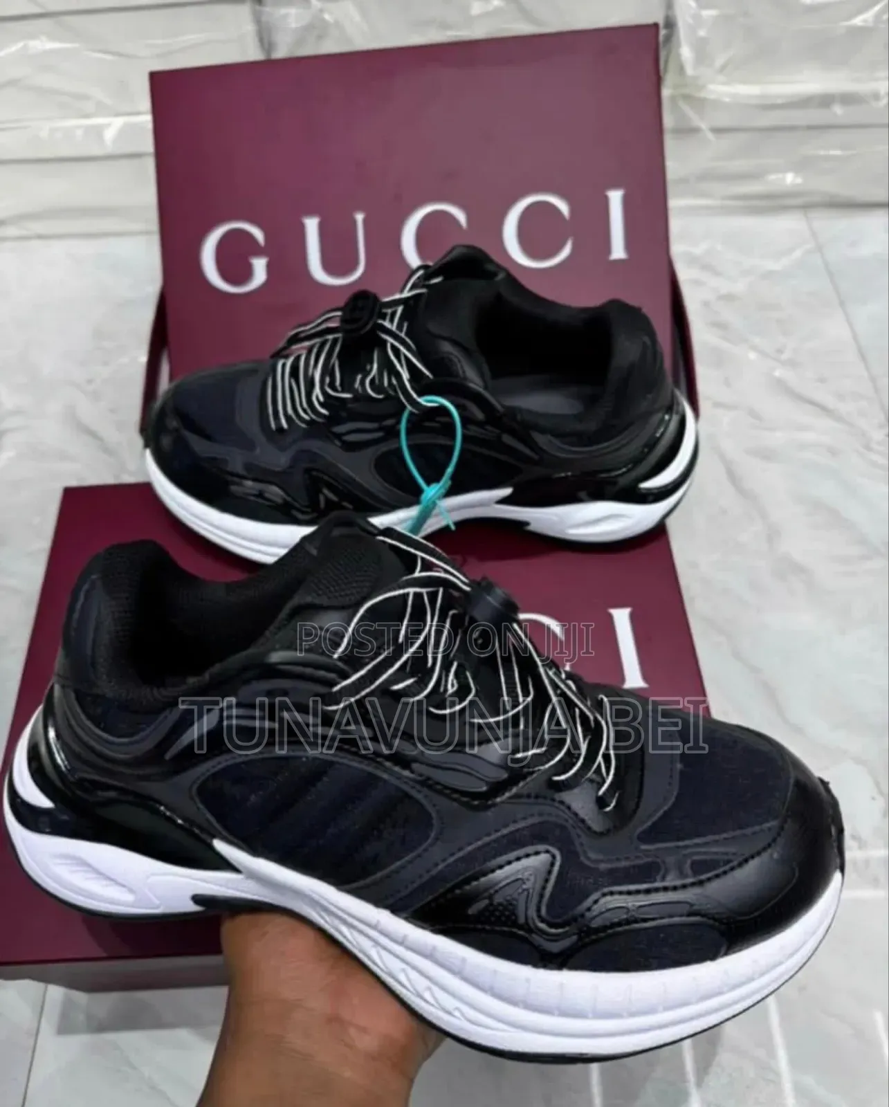 Gucci Original Sneakers 
