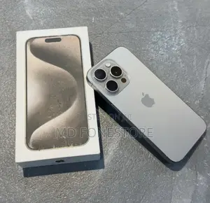 New Apple iPhone 15 Pro Max 256 GB Silver