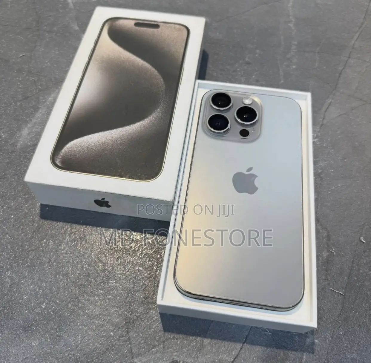 New Apple iPhone 15 Pro Max 256 GB Silver