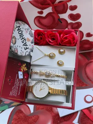 New Calvin Klein Valentine Set for Women's