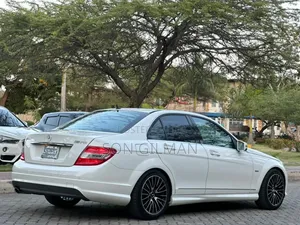 Mercedes-Benz C-Class 2010 White