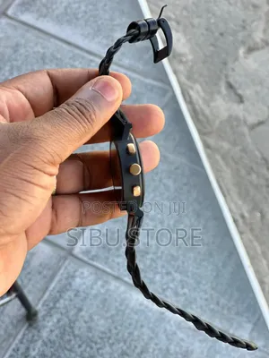 Saa Mkanda Wa Ngozi Imara