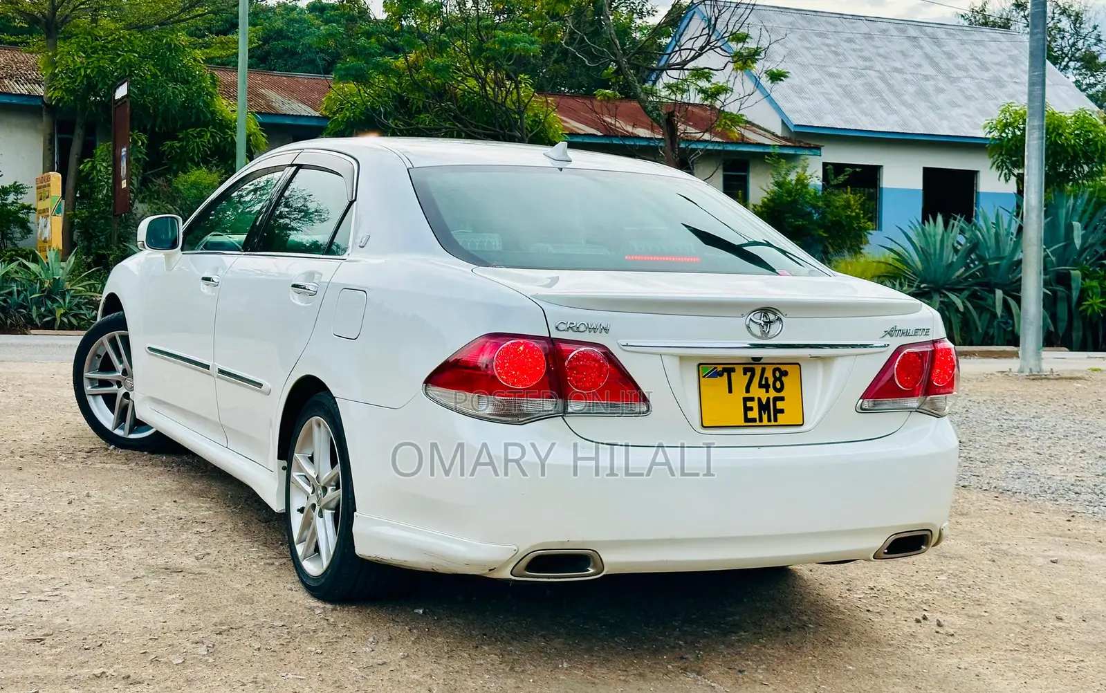 Toyota Crown 2010 Pearl