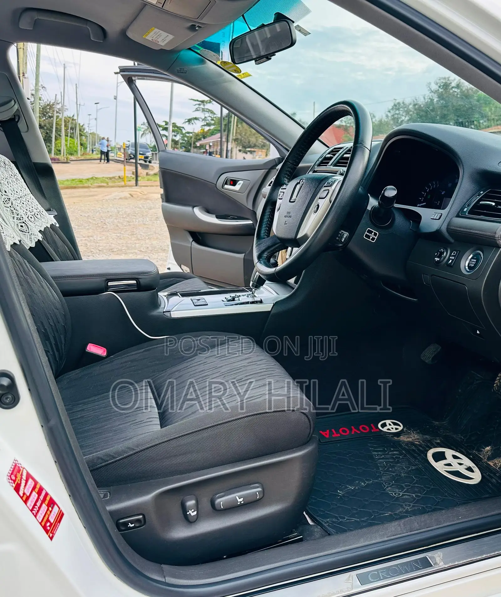 Toyota Crown 2010 Pearl