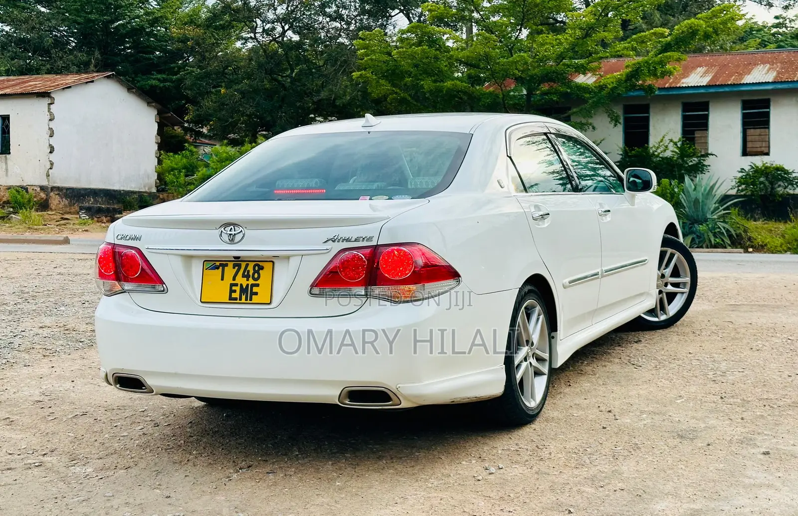Toyota Crown 2010 Pearl