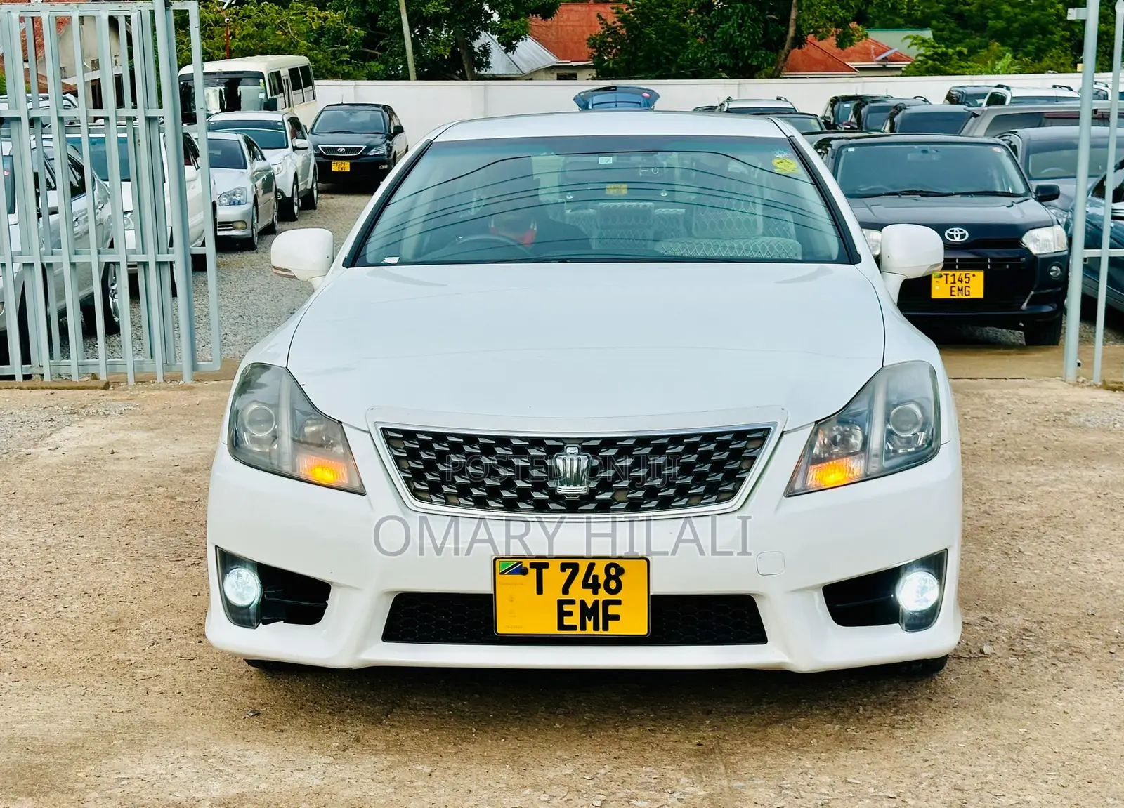 Toyota Crown 2010 Pearl