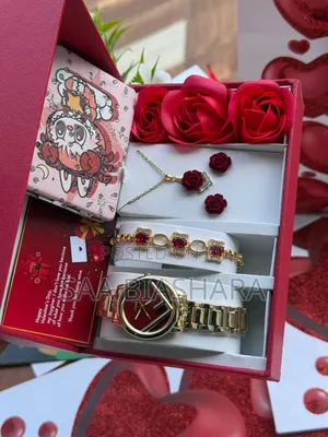 New Fendi Gold and Red Classic Valentine Set for Women's