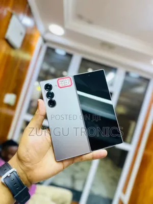 New Samsung Galaxy Z Fold6 256 GB Silver