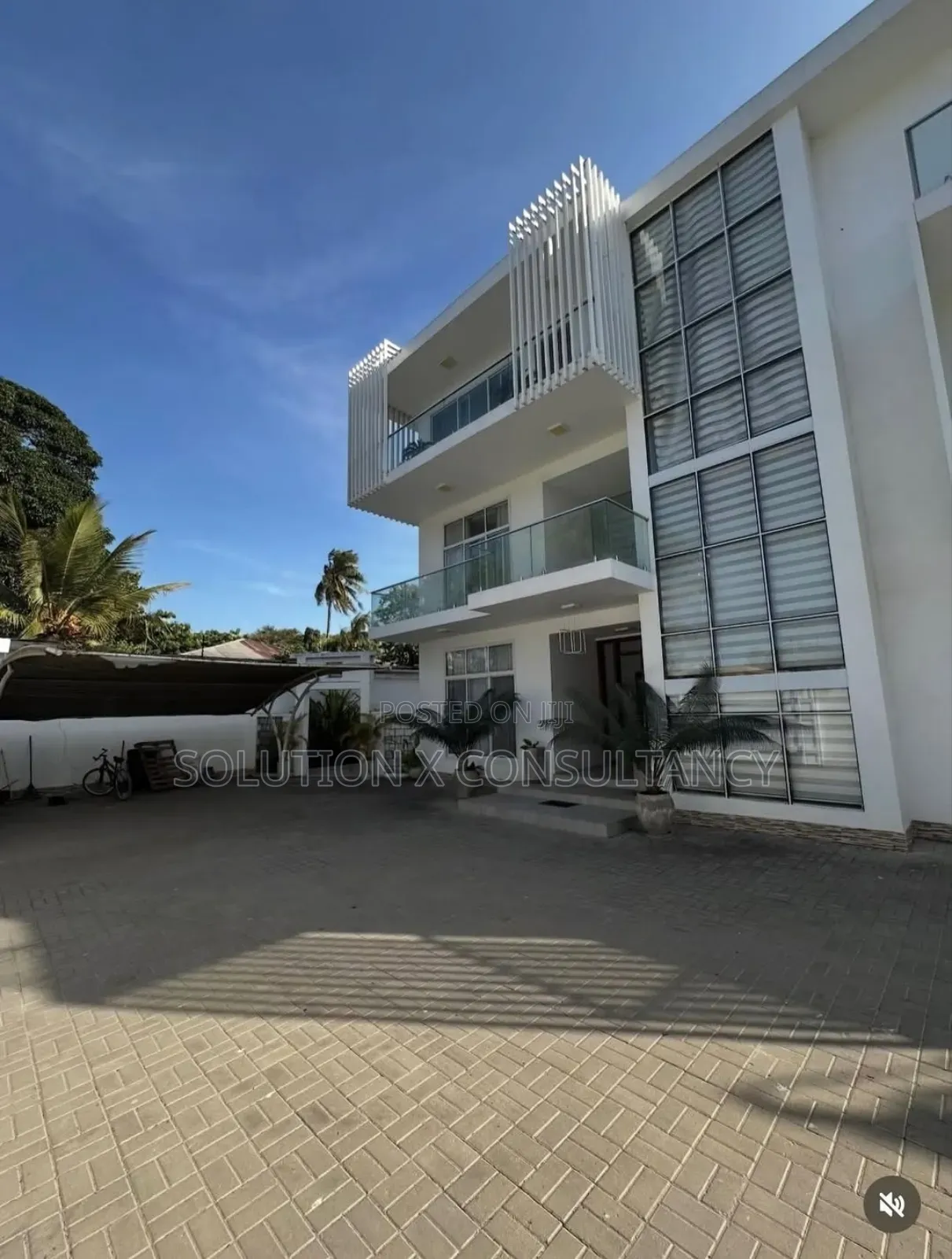 6bdrm House in Ada Estate for rent