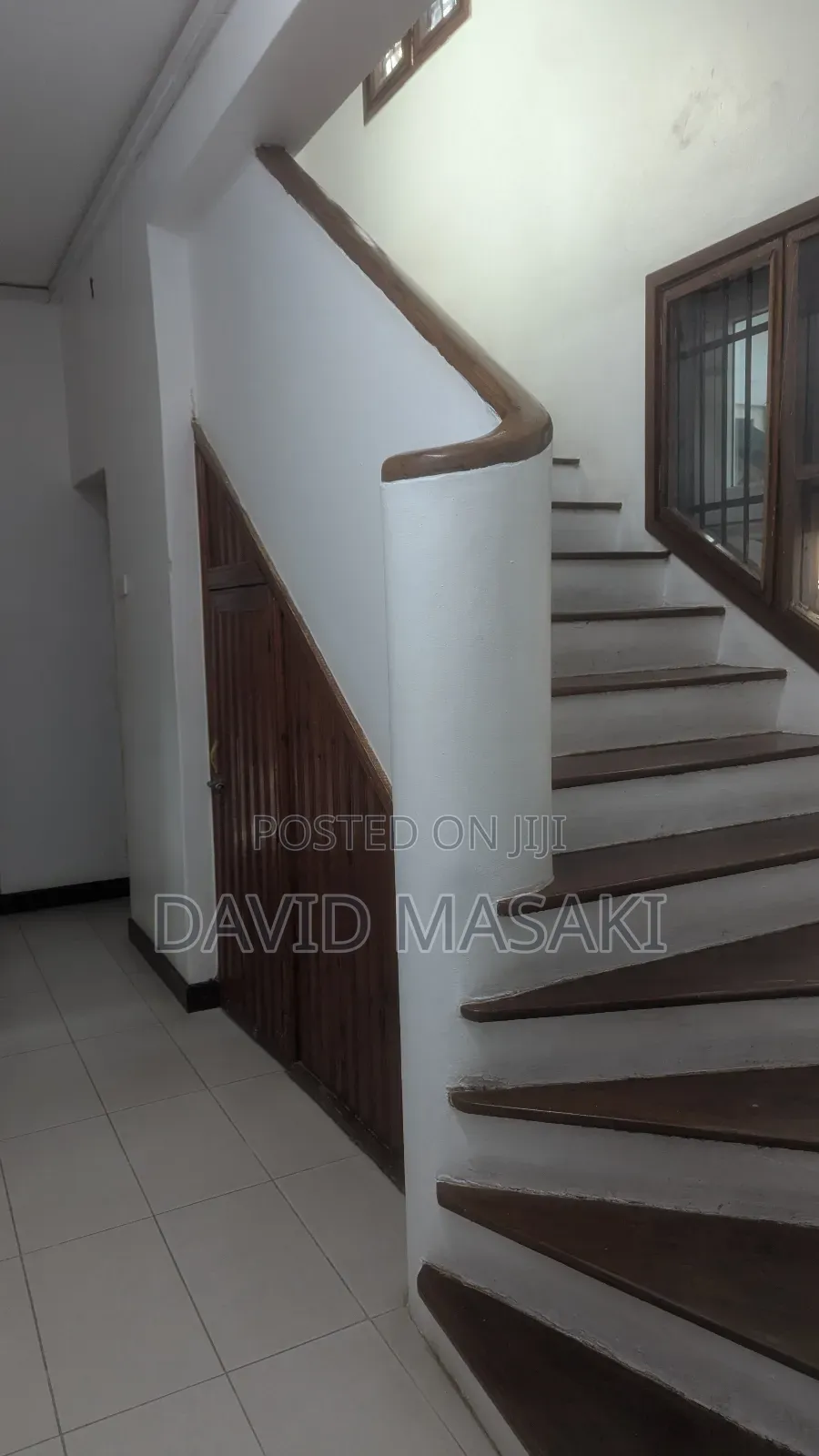 13 Rooms Office Building for Rent in Regent Estate Near Morocco Square