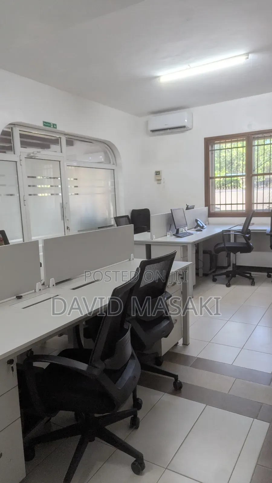 13 Rooms Office Building for Rent in Regent Estate Near Morocco Square