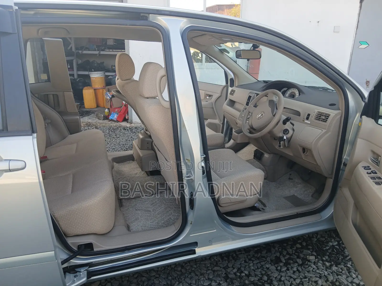 Toyota Raum 2007 Silver