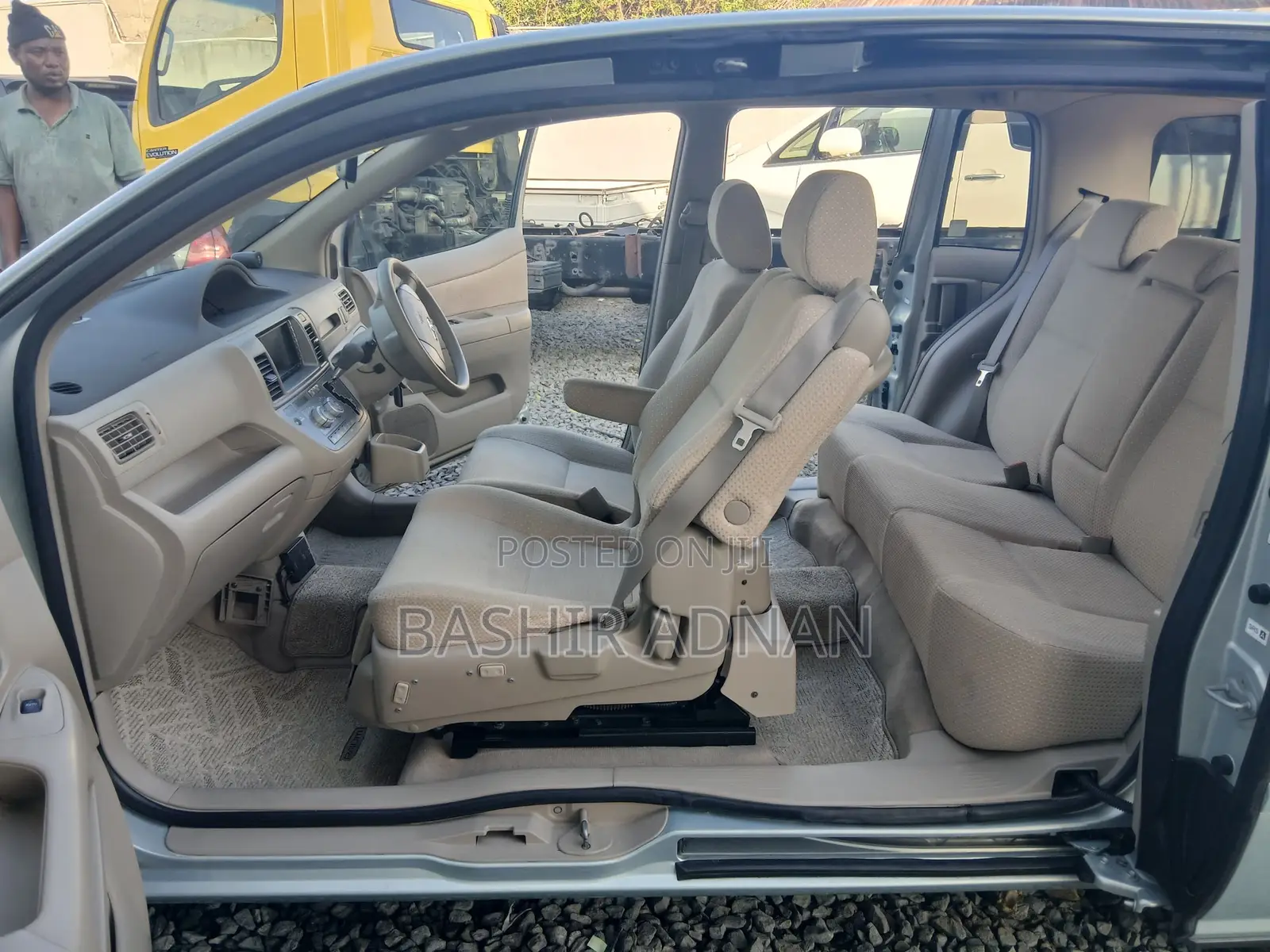 Toyota Raum 2007 Silver