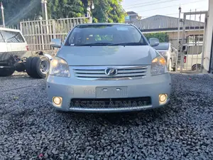 Toyota Raum 2007 Silver