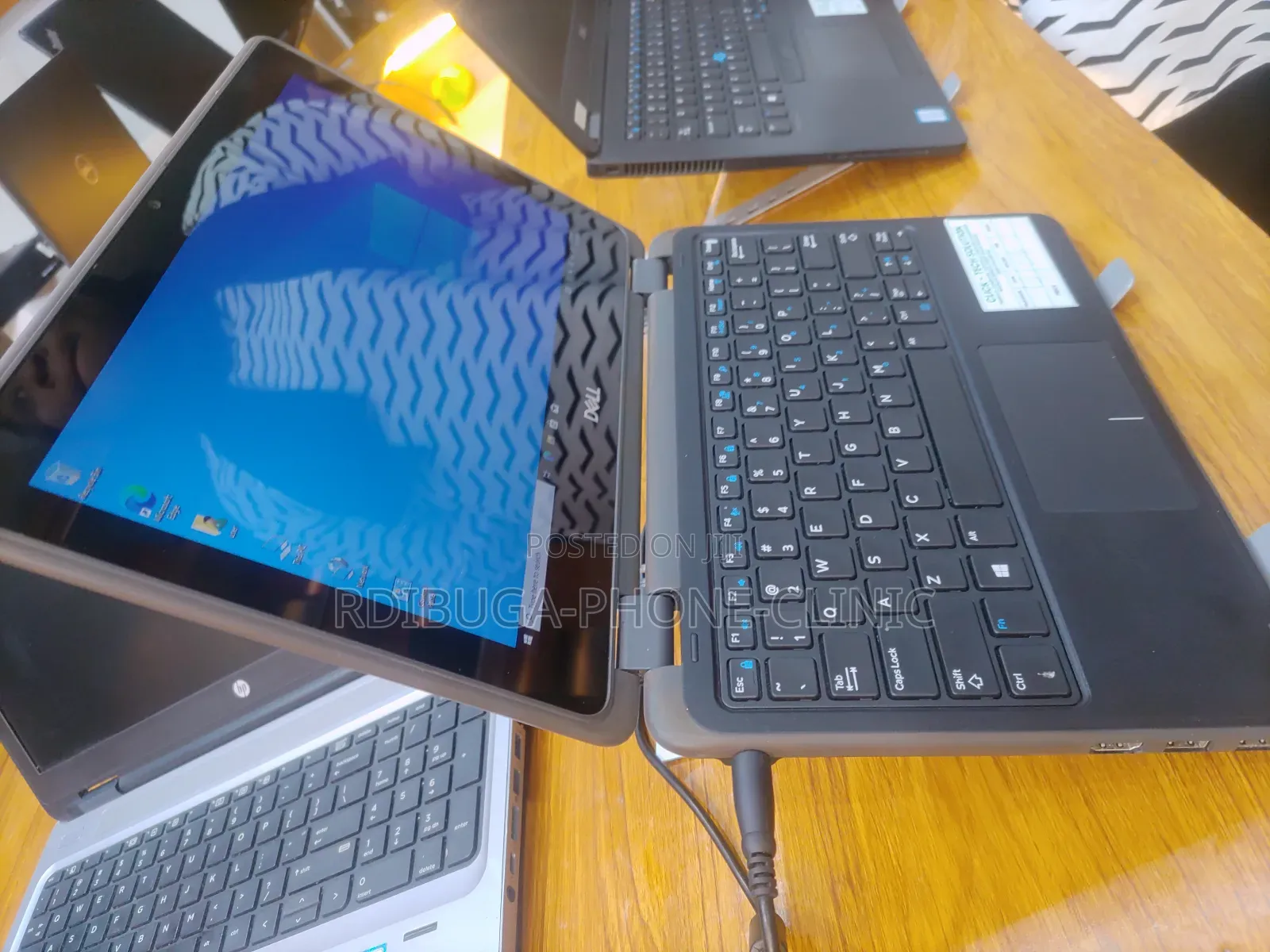 Laptop Dell Latitude 11 3190 4GB Intel Core 2 Duo HDD+SSD 640GB
