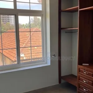 4bdrm House in Ada Estate for rent