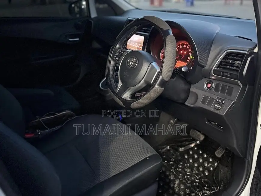 Toyota Ractis 2013 White