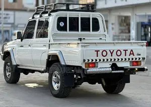 Toyota Land Cruiser 2019 White