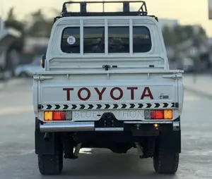Toyota Land Cruiser 2019 White