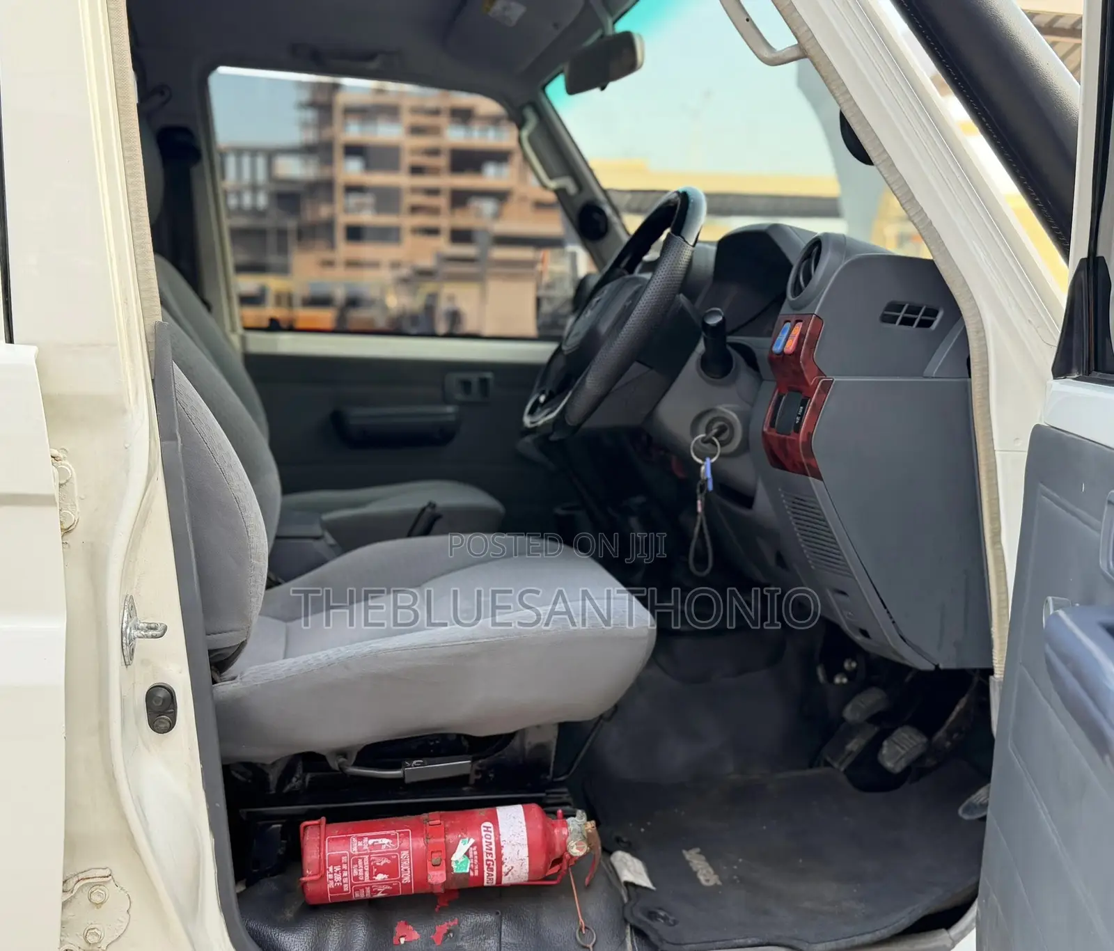 Toyota Land Cruiser 2019 White