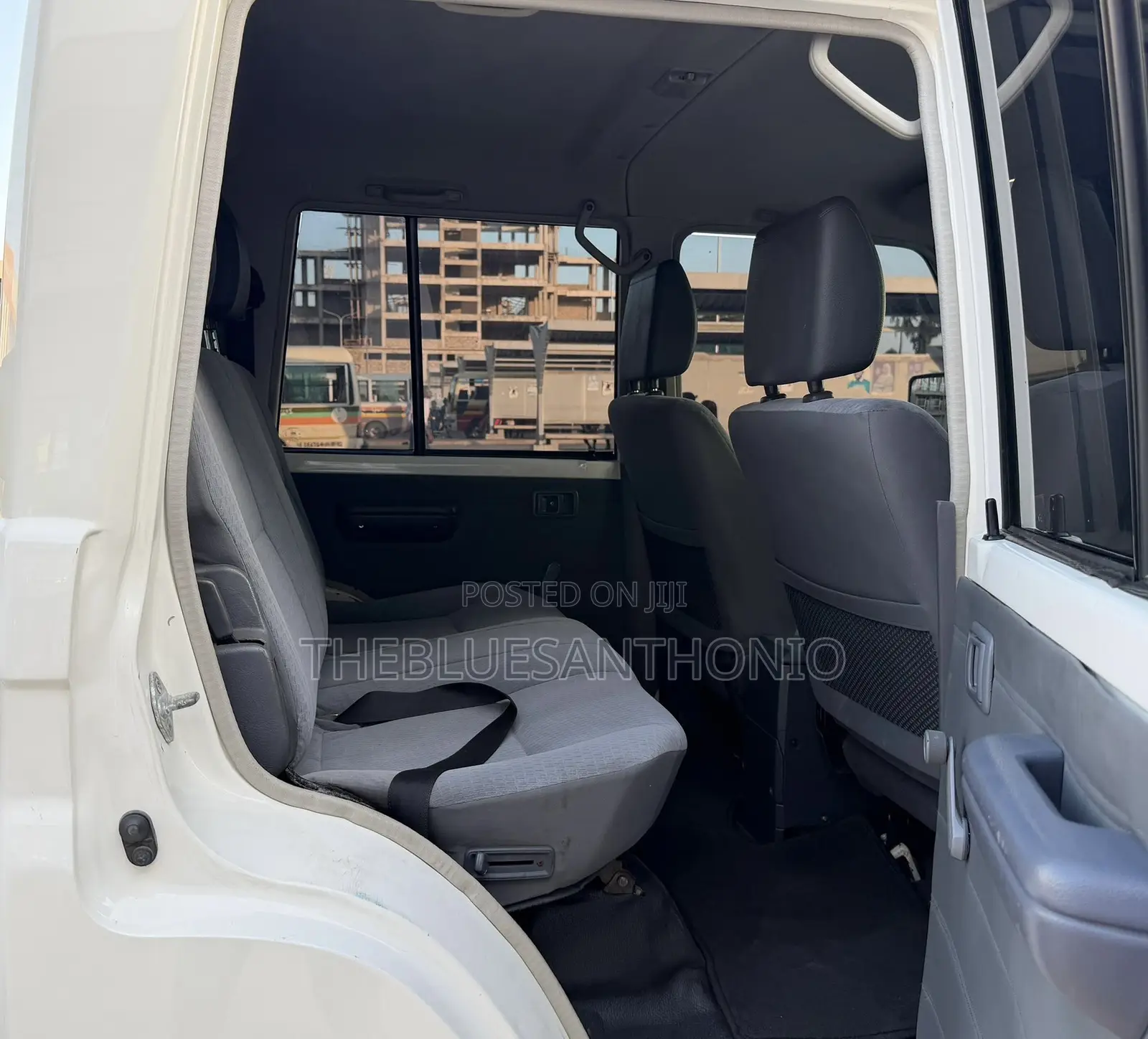 Toyota Land Cruiser 2019 White