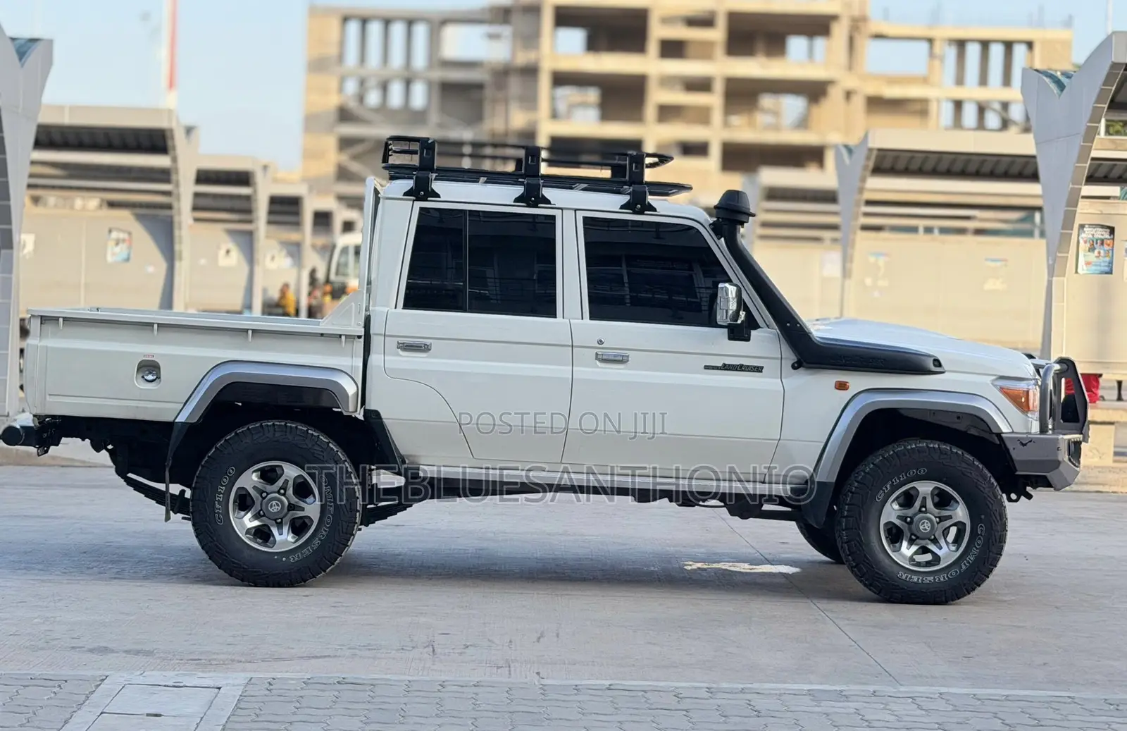 Toyota Land Cruiser 2019 White