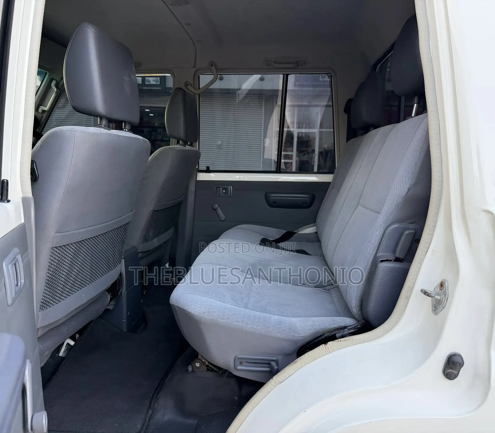 Toyota Land Cruiser 2019 White
