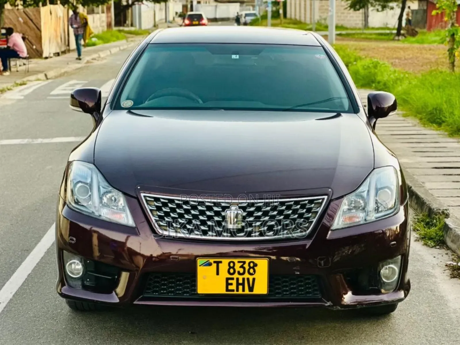 Toyota Crown 2011 Purple