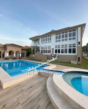 5bdrm Mansion in Mbweni Near Feza for sale