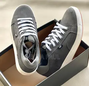 Cat Sneaker