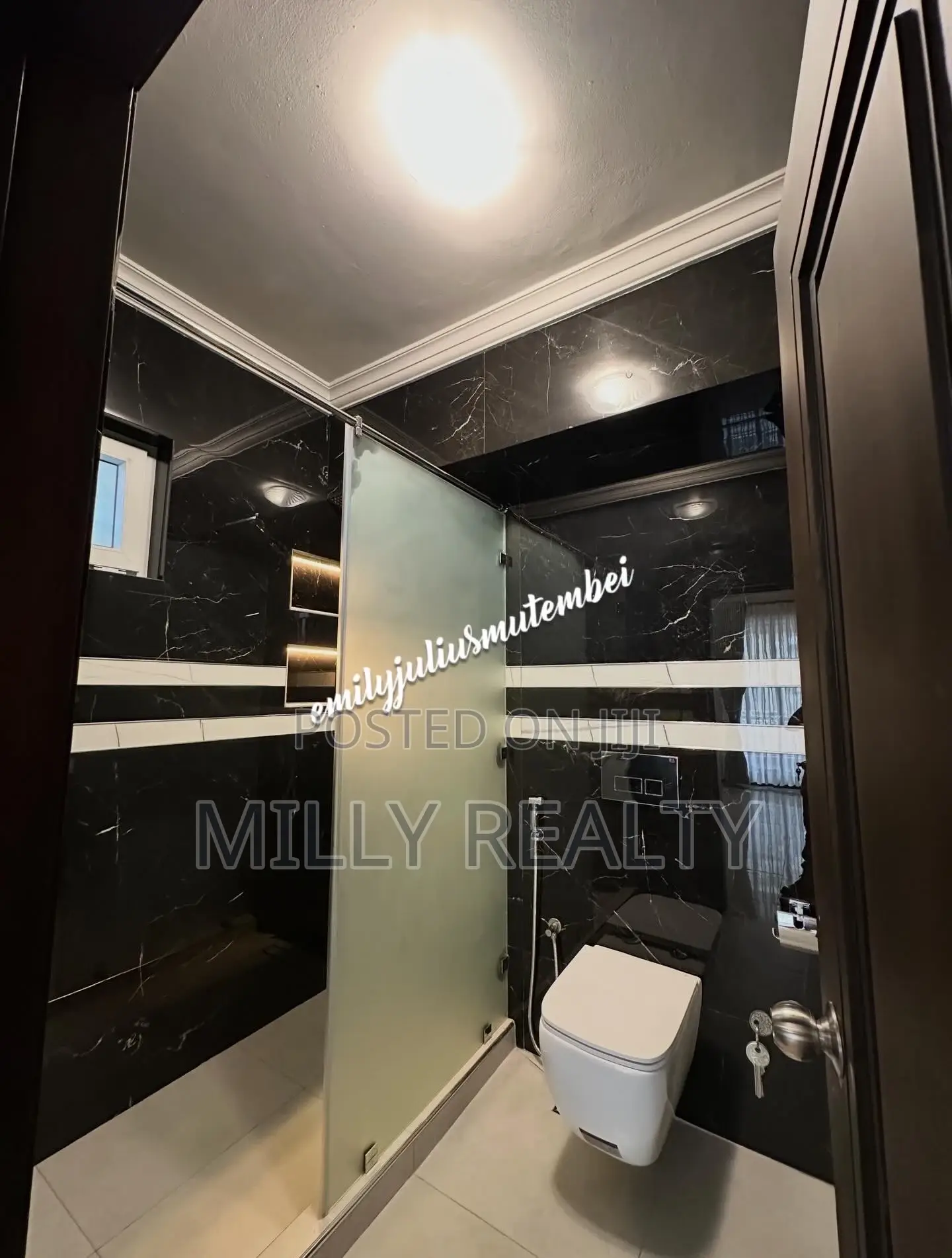 Furnished 3bdrm Apartment in Masaki Toure Drive - for sale