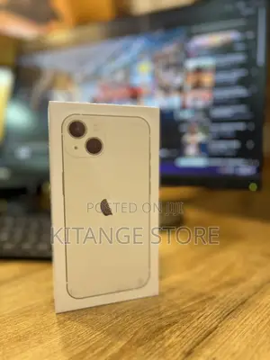 New Apple iPhone 13 128 GB White