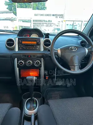 Toyota IST 2004 Gray