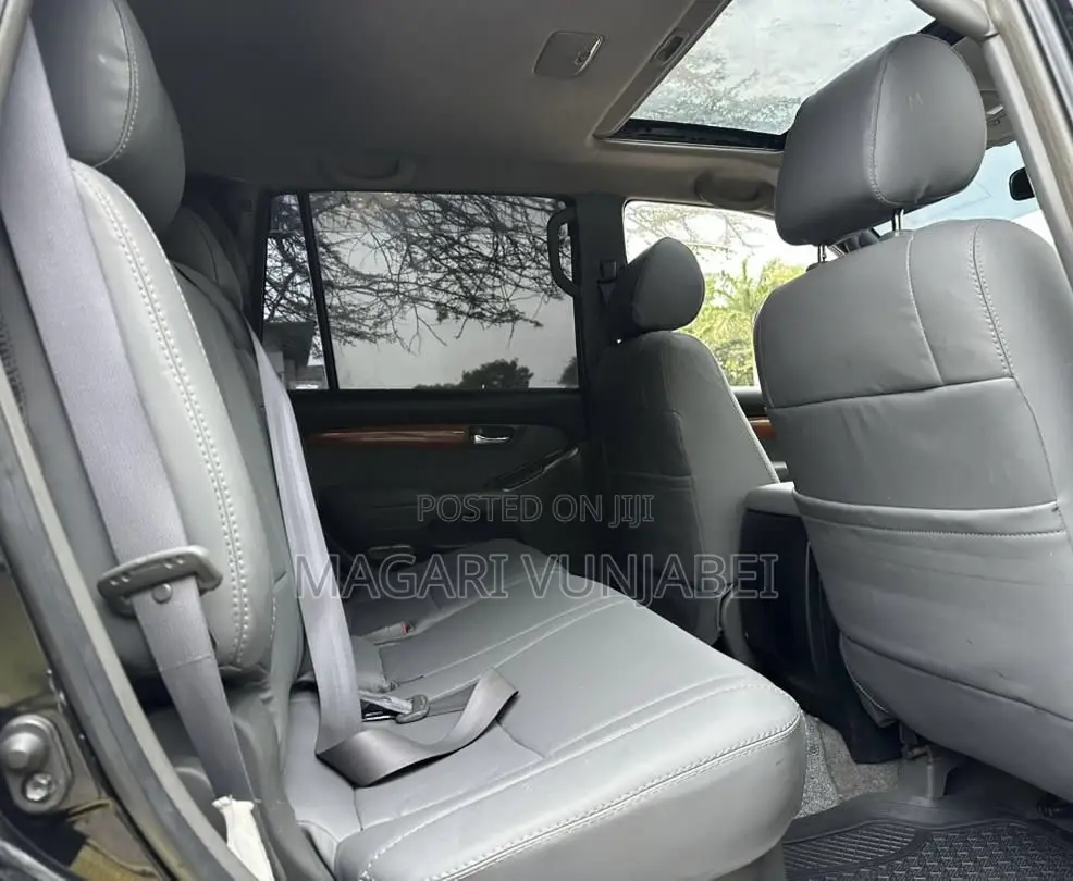 Toyota Land Cruiser Prado 2006 Black