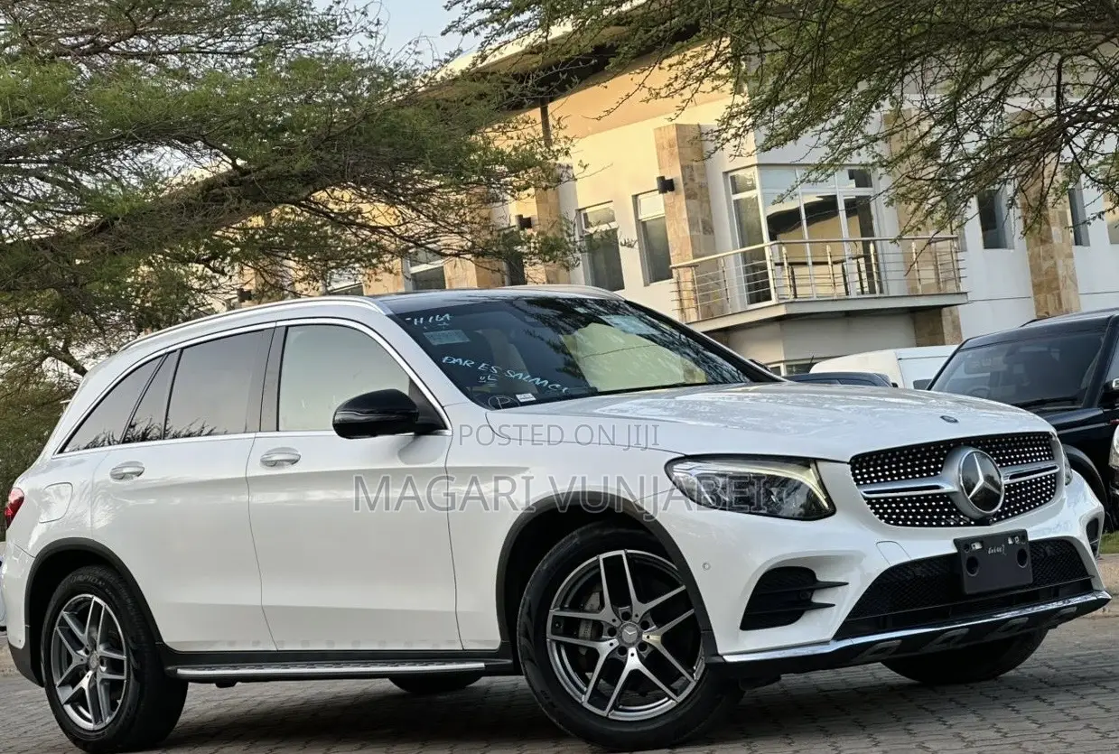 Mercedes-Benz GLC-Class 2016 Off white
