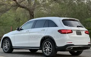 Mercedes-Benz GLC-Class 2016 Off white
