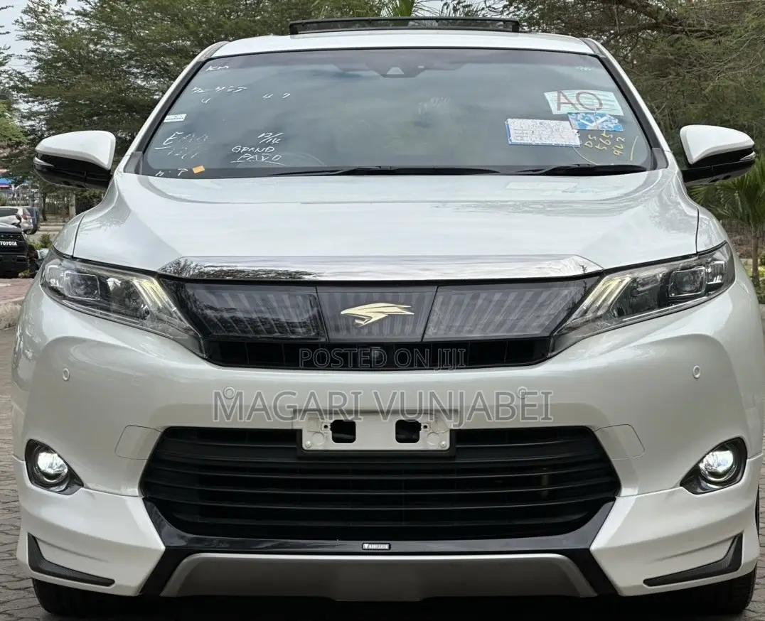 Toyota Harrier 2016 Off white