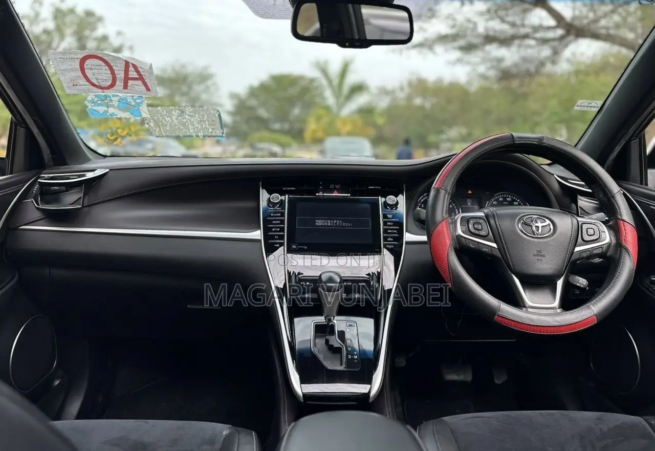 Toyota Harrier 2016 Off white