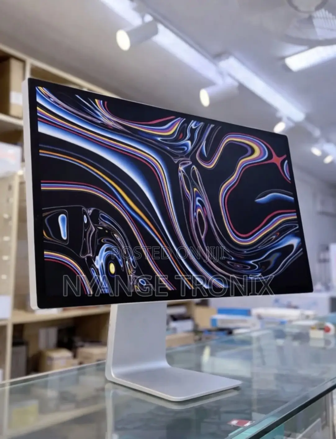 Mac Studio Display Model:A2525