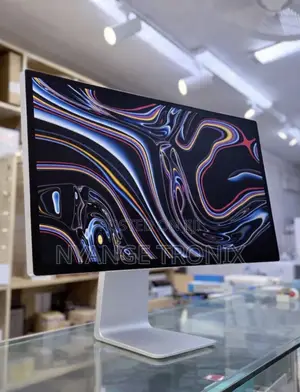 Mac Studio Display Model:A2525