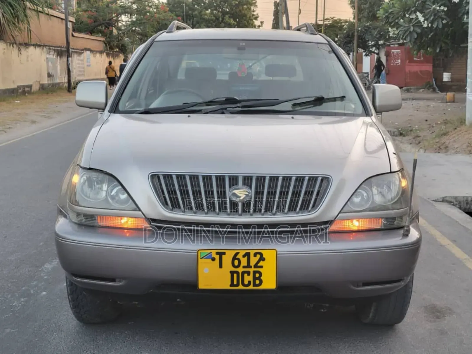 Toyota Harrier 2002 Silver